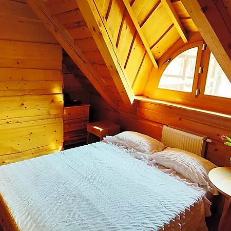 Gosciniec Olecki - Karczma Margrabowa 3*